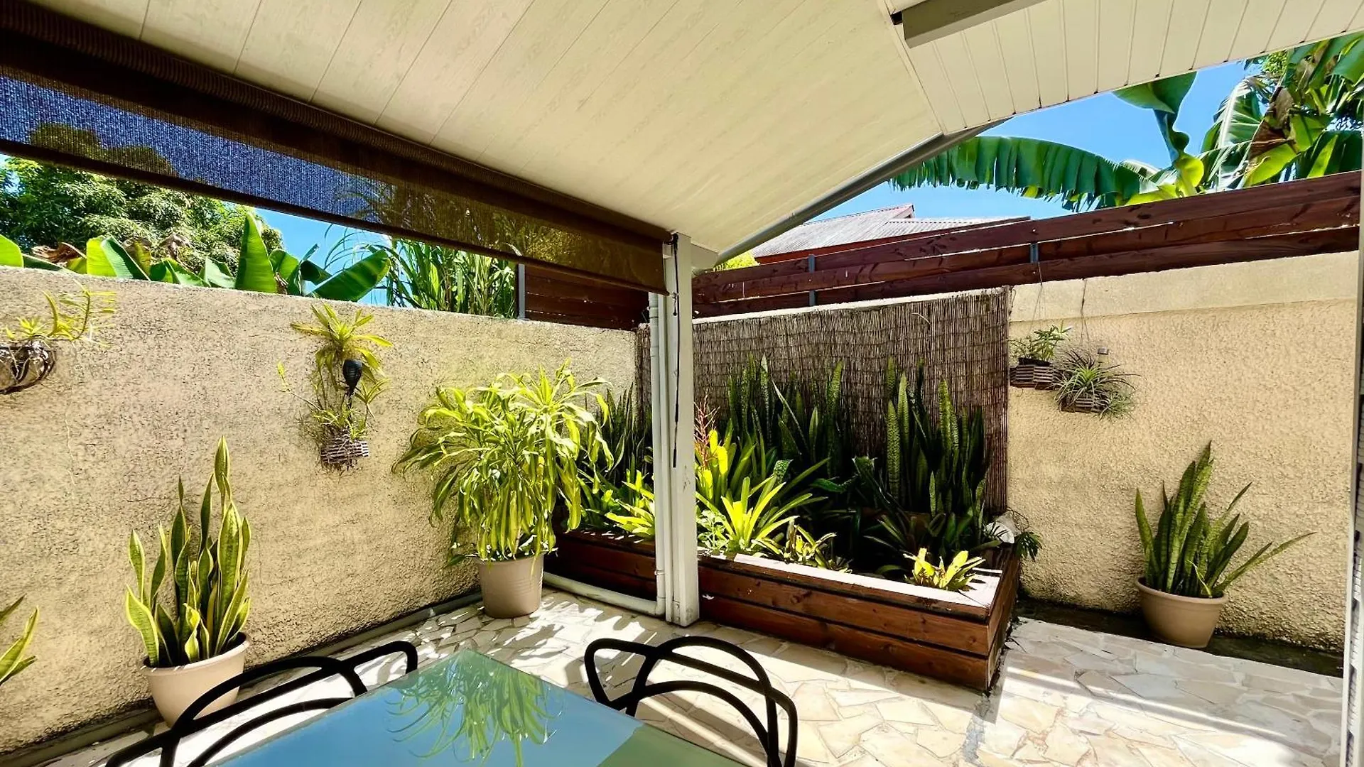 Tiaki Guesthouse - Cozy Modern Studio - 5Min Drive From The Beach And Punaauia Center Appartement Punaauia (Tahiti)